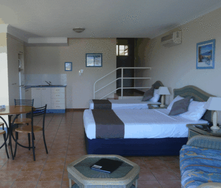 Sunlit Waters Studio Apartments - Port Augusta Accommodation 3