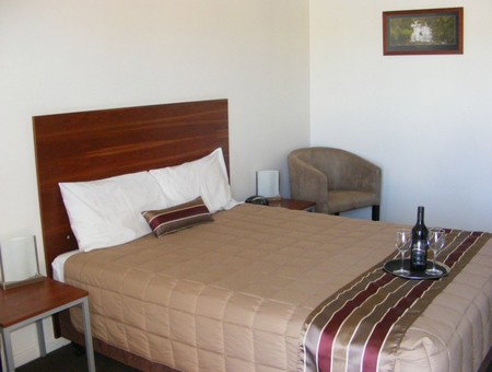 Burke And Wills Motor Inn Kingaroy - Port Augusta Accommodation 3