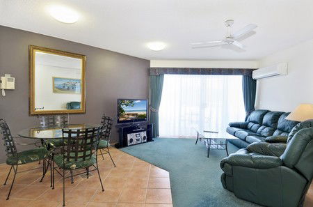 White Crest Luxury Apartments - Port Augusta Accommodation 5