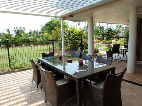 Montage Beach Apartments - Port Augusta Accommodation 4