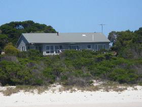Island Beach SA Port Augusta Accommodation