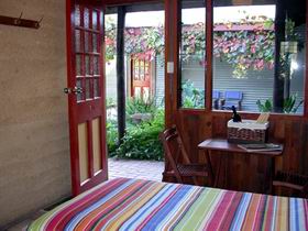 Red Poles - Port Augusta Accommodation 0