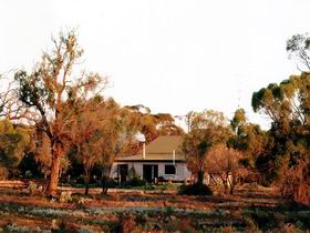 Sandalmere Cottage - Port Augusta Accommodation 0