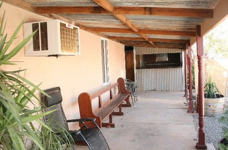Meaney's Rest - Port Augusta Accommodation 2