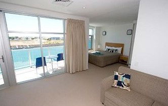Wallaroo Marina Apartments - Port Augusta Accommodation 3