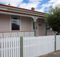 Newdegate House - Port Augusta Accommodation