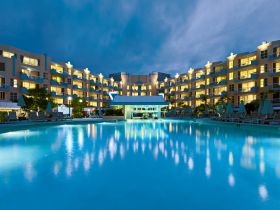 Sheraton Noosa Resort & Spa - Port Augusta Accommodation 0