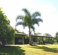Daintree Mountain View Retreat and Vanilla Beans - Port Augusta Accommodation