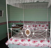 Berry Mountain Farm Mullengrove Cottage - Port Augusta Accommodation