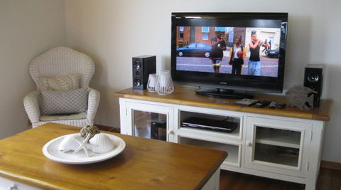 Tranquility Beach House - Port Augusta Accommodation 2