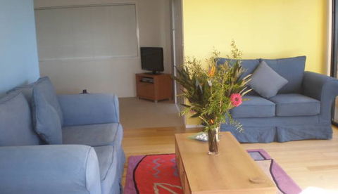 A Blue Point House Jervis Bay - Port Augusta Accommodation 3