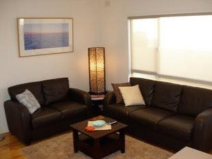 Townhouse One - Port Augusta Accommodation 2