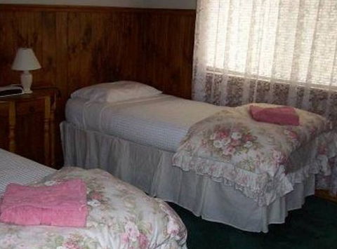 Riverland Holiday Cottage - Port Augusta Accommodation 4