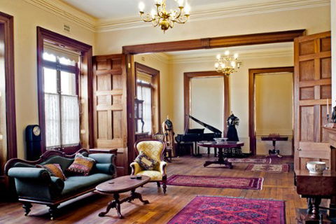 Mandelson's Of Goulburn - Port Augusta Accommodation 2
