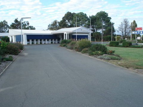 Byer Fountain Motor Inn - Port Augusta Accommodation 0
