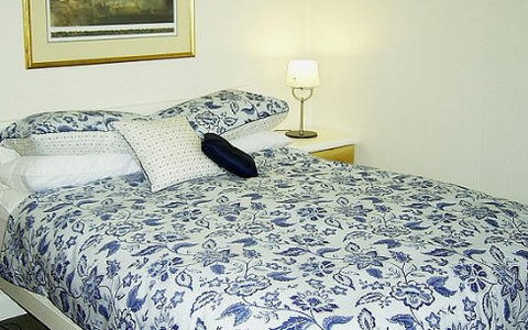 Catho Cottage At Catherine Hill Bay - Port Augusta Accommodation 1