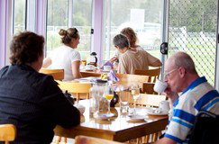 Camelot Retreat - Port Augusta Accommodation 3
