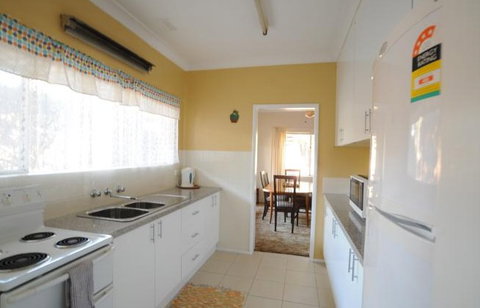 Amber Court Coonabarabran - Port Augusta Accommodation 2