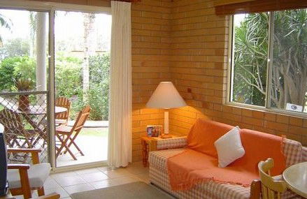 Shoreline Apartments Woodgate Beach - Port Augusta Accommodation 3