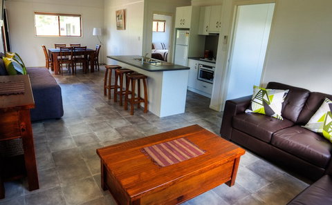Killarney View Cabins And Caravan Park - Port Augusta Accommodation 1