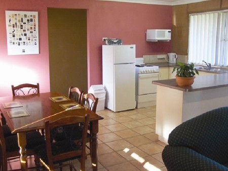 Adinfern Estate - Port Augusta Accommodation 2