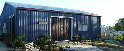 Awoonga Shed Retreat - Port Augusta Accommodation 0