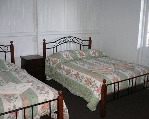 Carrollee Hotel - Port Augusta Accommodation 0