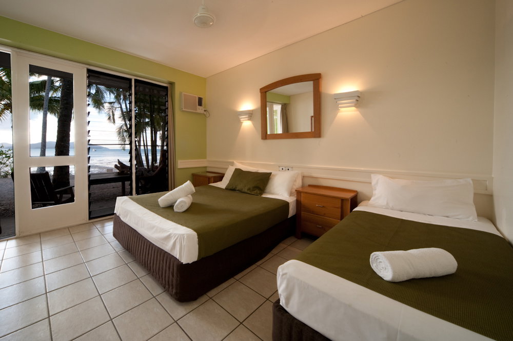 Long Island QLD Port Augusta Accommodation