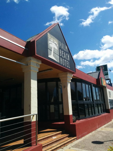 Palm Beach Hotel - Port Augusta Accommodation 0