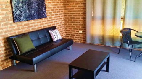 Jackaroo Apartments - Port Augusta Accommodation 2