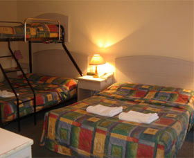 Rainbow Gardens Motel - Port Augusta Accommodation 0