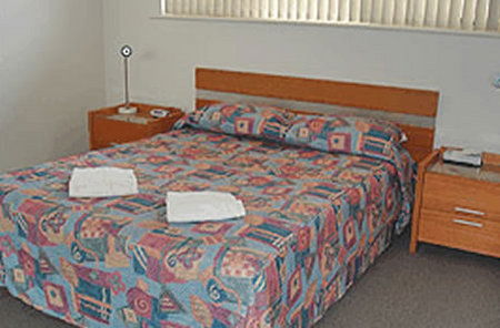 Glenelg Holiday Apartments-Corfu - Port Augusta Accommodation 3