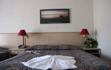 Apollo Resort Wamberal - Port Augusta Accommodation 1