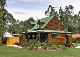 Mystic Mountains Holiday Cottages - Port Augusta Accommodation 0