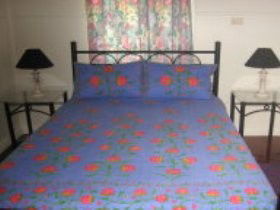Holiday House At Cook Street - Port Augusta Accommodation 0