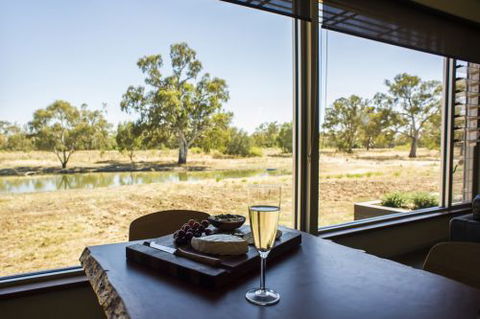 Girragirra Retreat - Port Augusta Accommodation 4