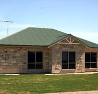 Juno Court Holiday Retreat