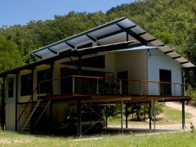 Creek Valley Rainforest Retreat - Port Augusta Accommodation 0