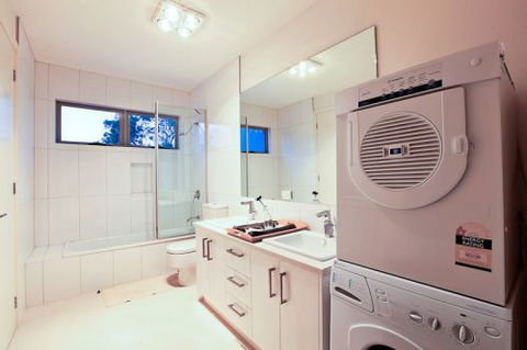 MORNINGTON PENINSULA ACCOMMODATION BEACH HOUSE - Port Augusta Accommodation 4