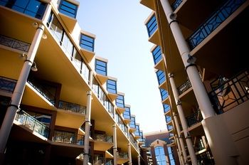 Amora Riverwalk Melbourne - Port Augusta Accommodation 10