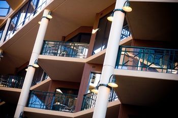 Amora Riverwalk Melbourne - Port Augusta Accommodation 11