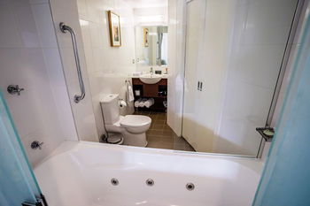 Amora Riverwalk Melbourne - Port Augusta Accommodation 48
