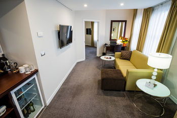 Amora Riverwalk Melbourne - Port Augusta Accommodation 55