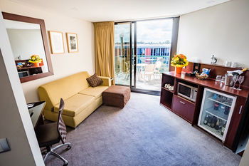 Amora Riverwalk Melbourne - Port Augusta Accommodation 67