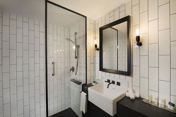 DoubleTree By Hilton Hotel Melbourne - Flinders Street - Port Augusta Accommodation 15