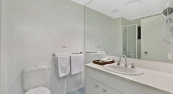 Terrigal Pacific Coastal Retreat - Port Augusta Accommodation 10