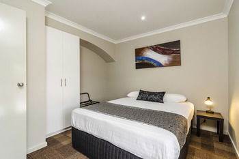 Parkville Place - Port Augusta Accommodation 20