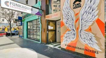 Funk House Backpackers - Port Augusta Accommodation 9