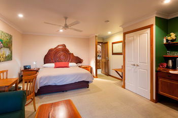 Artisan Spa Views - Port Augusta Accommodation 16