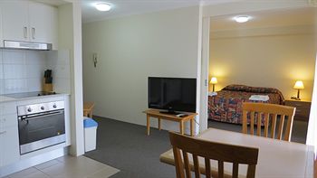Waldorf Wahroonga Residential - Port Augusta Accommodation 7
